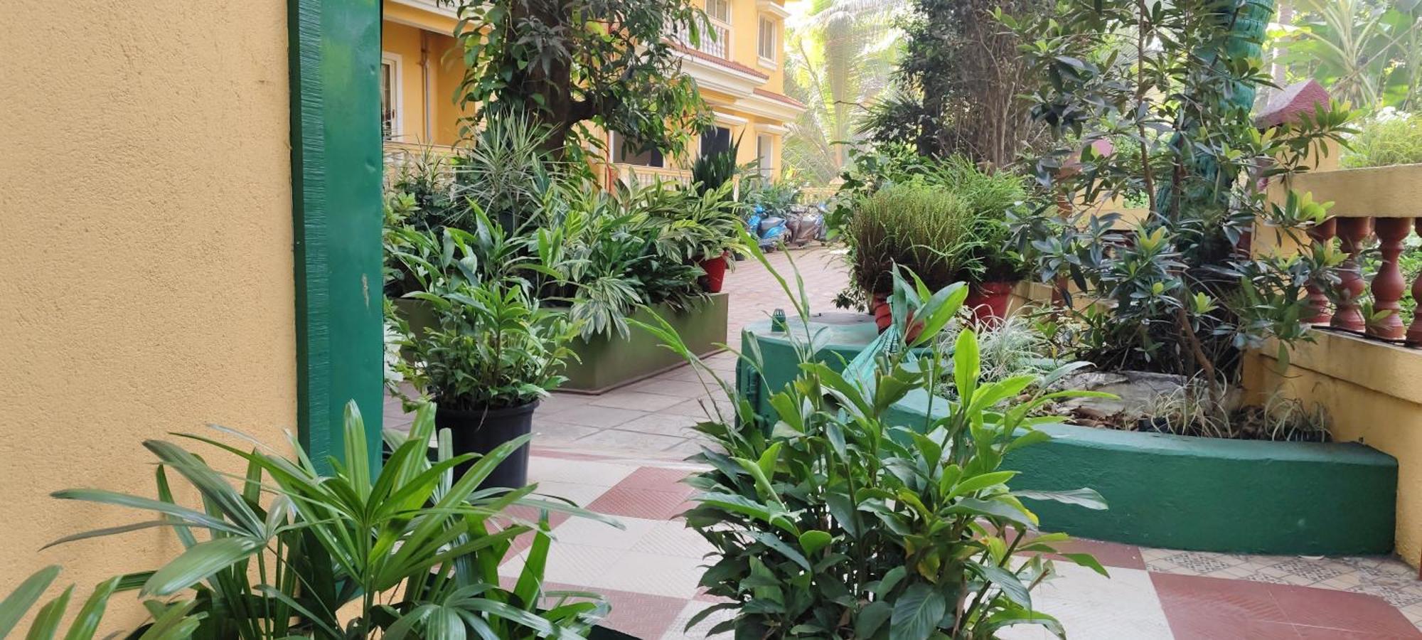 Ena Holiday Inn Calangute Phòng bức ảnh